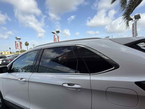 Used 2019 Ford Edge SEL w/ Equipment Group 201A image 41