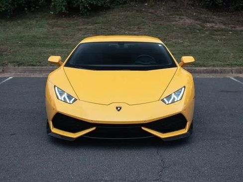 Used 2015 Lamborghini Huracan LP 610-4 image 41
