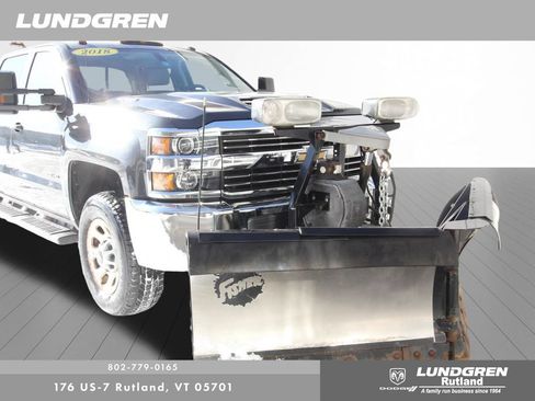 Used 2018 Chevrolet Silverado 2500 W/T w/ WT Convenience Package AWD/4WD image 47