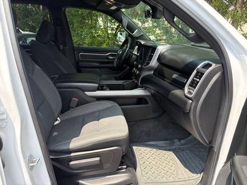 Used 2020 RAM 1500 Big Horn AWD/4WD image 11
