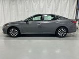 Used 2024 Nissan Altima 2.5 SV image 4
