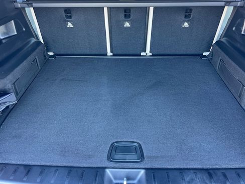 New 2025 Mercedes-Benz GLB 250 4MATIC image 17