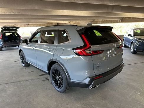 Used 2025 Honda CR-V Sport image 6