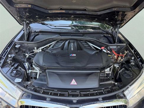 Used 2018 BMW X6 M AWD/4WD image 25