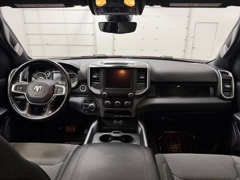 Used 2022 RAM 1500 Big Horn AWD/4WD image 13