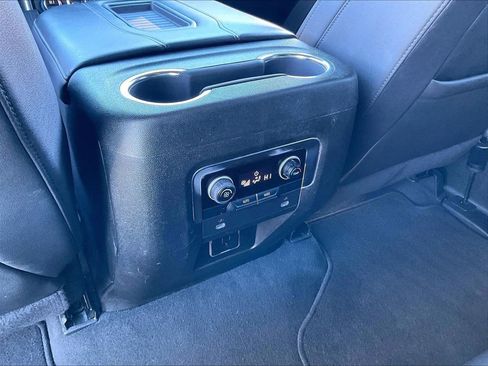 Used 2024 Chevrolet Tahoe LT image 27