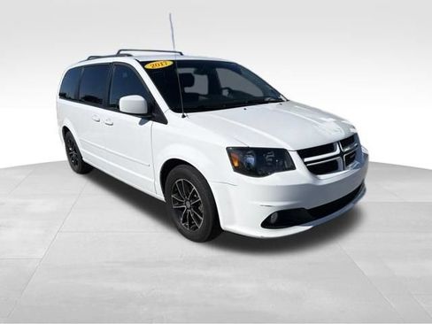 Used 2017 Dodge Grand Caravan GT FWD image 15