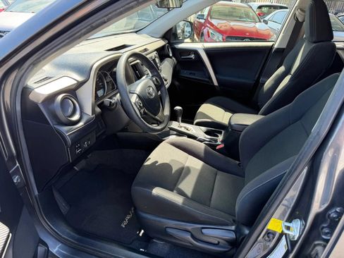 Used 2015 Toyota RAV4 XLE FWD image 26