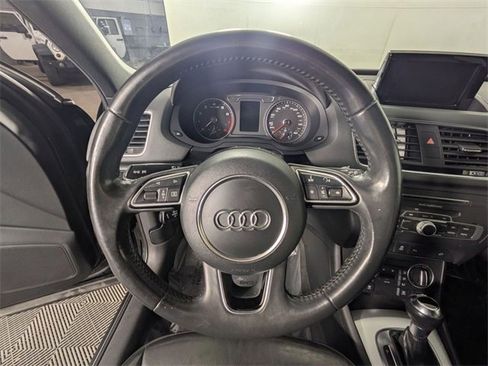 Used 2018 Audi Q3 2.0T Premium image 16