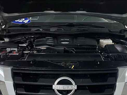 Used 2024 Nissan Armada SL image 31