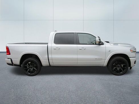 New 2026 RAM 1500 Laramie AWD/4WD image 7