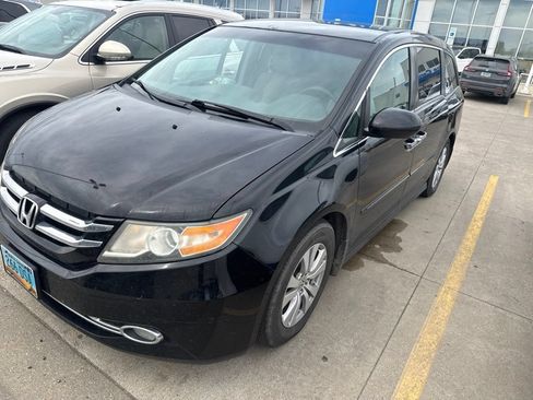 Used 2016 Honda Odyssey SE image 5