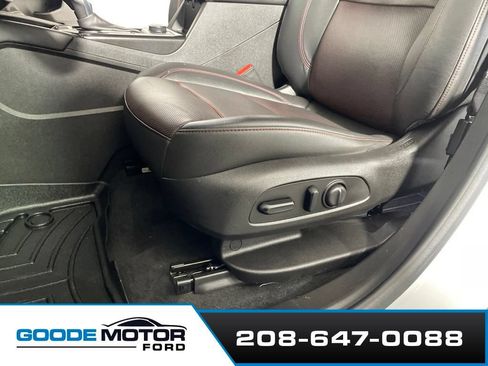 Used 2019 Chevrolet Blazer RS FWD image 11