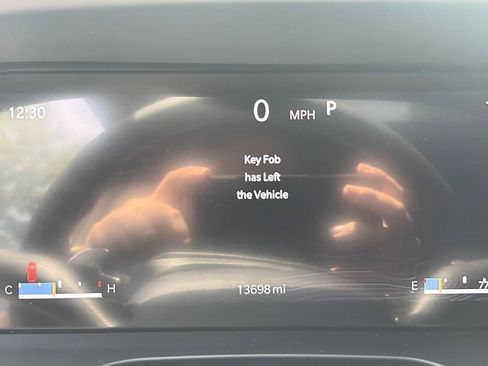 Used 2024 Jeep Grand Cherokee Altitude AWD/4WD image 14