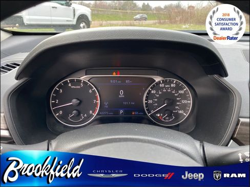 Used 2024 Nissan Altima 2.5 SV image 25