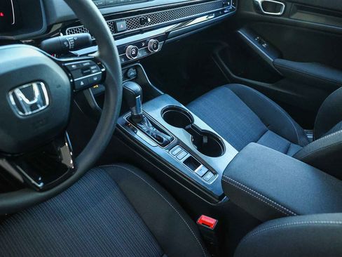 Used 2025 Honda Civic LX image 24