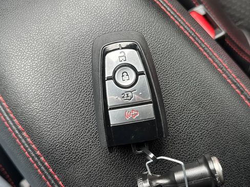 Used 2023 Ford Escape ST-Line w/ Tech Pack #1 FWD image 30