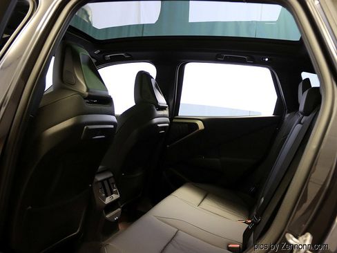 Used 2025 BMW X3 xDrive30i w/ Premium Package image 13