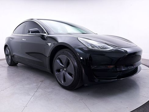 Used 2020 Tesla Model 3 Standard Range Plus RWD image 9