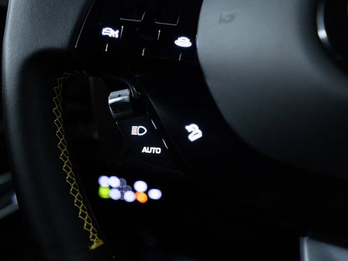 Certified 2025 Ferrari Purosangue AWD/4WD image 28