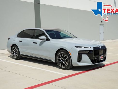 Used 2026 BMW 740i xDrive AWD/4WD image 1