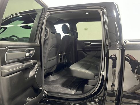 Used 2025 RAM 1500 Big Horn AWD/4WD image 15