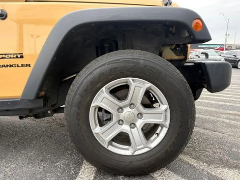 Used 2013 Jeep Wrangler Sport AWD/4WD image 23