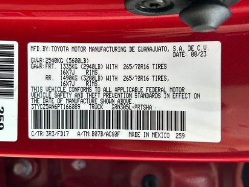 Used 2023 Toyota Tacoma TRD Off-Road image 20