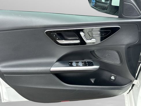 Used 2023 Mercedes-Benz C 300 Sedan image 23