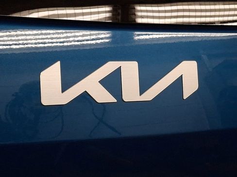 Used 2024 Kia EV9 Wind image 28