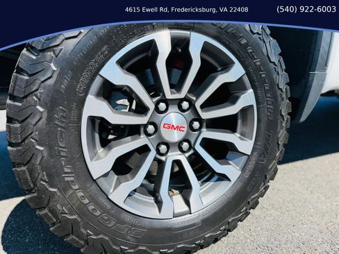 Used 2021 GMC Sierra 1500 AT4 w/ AT4 Value Package AWD/4WD image 7