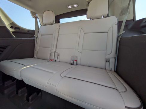 Used 2023 GMC Yukon Denali w/ Max Trailering Package AWD/4WD image 15