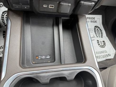 Used 2019 GMC Sierra 1500 SLT w/ SLT Premium Plus Package AWD/4WD image 29