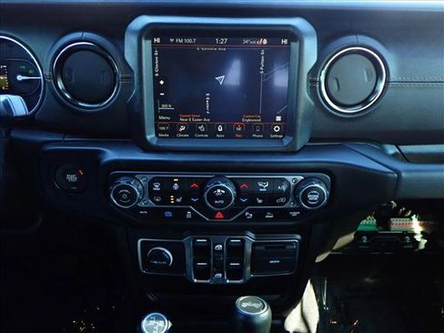 Used 2021 Jeep Wrangler Unlimited Sahara image 15