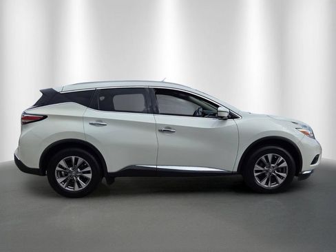 Used 2017 Nissan Murano SL FWD image 2