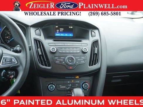 Used 2017 Ford Focus SE image 14