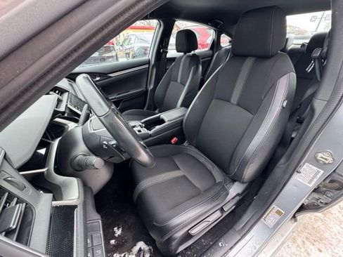 Used 2019 Honda Civic Sport image 9