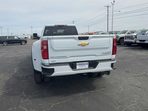 New 2026 Chevrolet Silverado 3500 High Country w/ High Country Premium Package AWD/4WD image 7