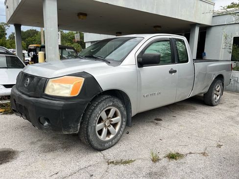 Used 2008 Nissan Titan XE RWD image 2