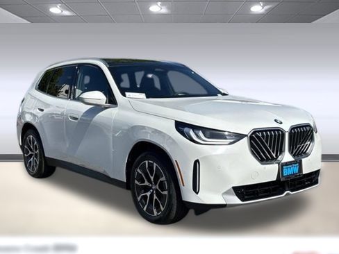 Used 2025 BMW X3 xDrive30i w/ Convenience Package image 7