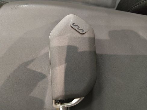 Used 2025 Kia K4 FWD image 32