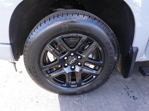 Used 2024 Chevrolet Silverado 1500 Custom image 47