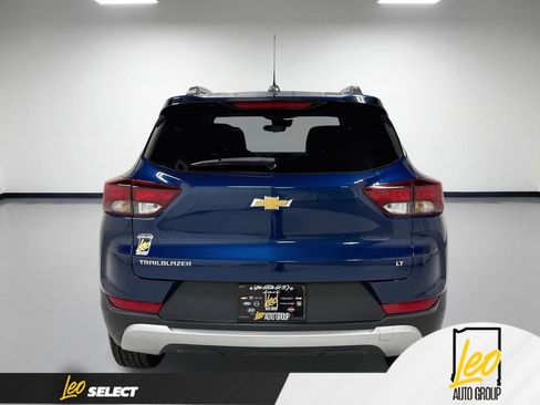 Used 2023 Chevrolet TrailBlazer LT FWD image 9