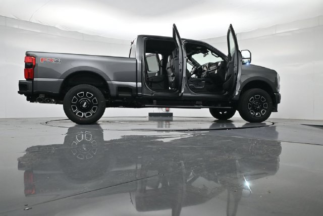 New 2026 Ford F250 Platinum AWD/4WD image 56