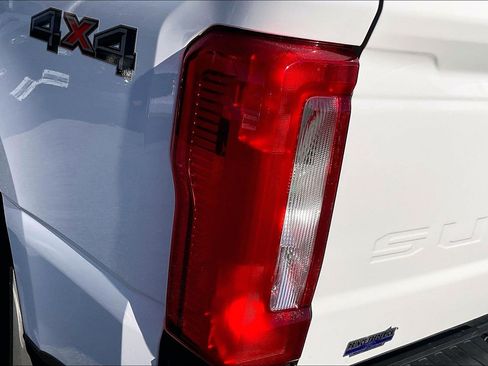 Certified 2023 Ford F250 XL AWD/4WD image 27