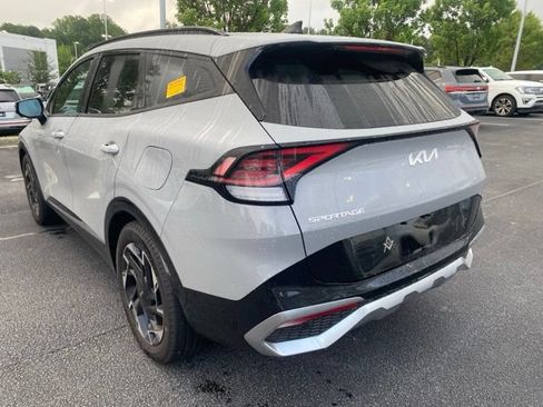 Used 2024 Kia Sportage SX FWD image 3