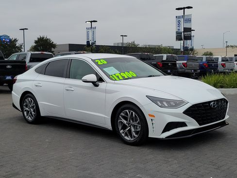 Used 2020 Hyundai Sonata SEL w/ Convenience Package FWD image 27
