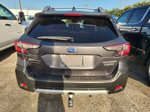 Used 2024 Subaru Outback Touring AWD/4WD image 5