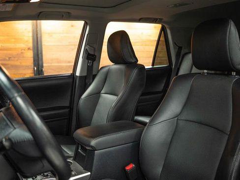 Used 2023 Toyota 4Runner Limited image 10