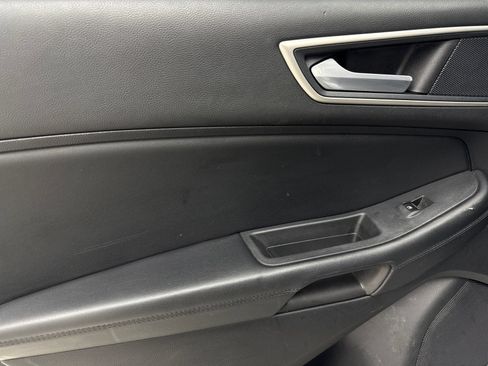 Used 2021 Ford Edge SEL AWD/4WD image 38